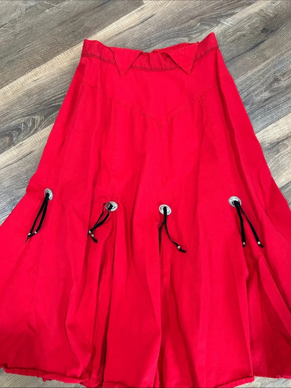Vintage Circle T by Marilyn Lenox Red Concho Western Rodeo Skirt Womens 13/14 - Picture 2 of 14
